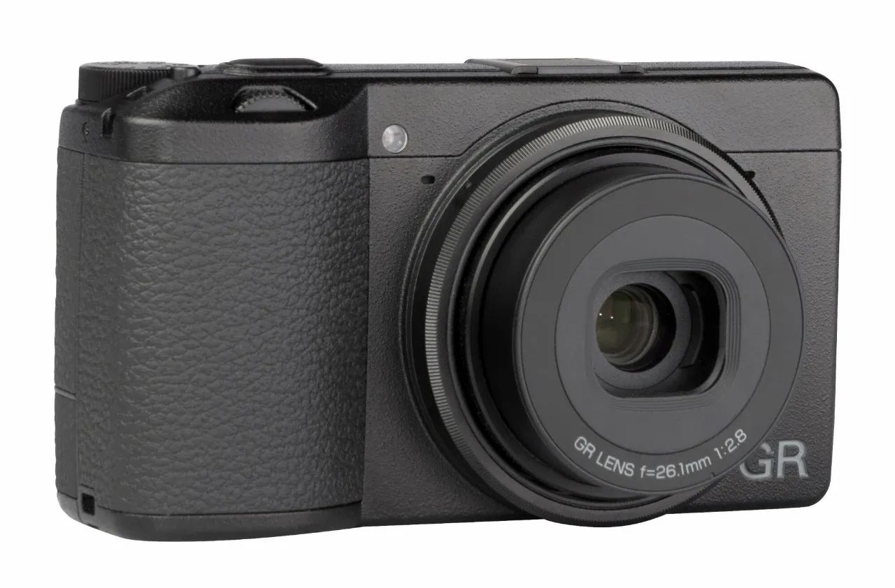 Post image Ricoh GR IIIx: The Street Photographer's New Companion Finally Gets an Upgrade