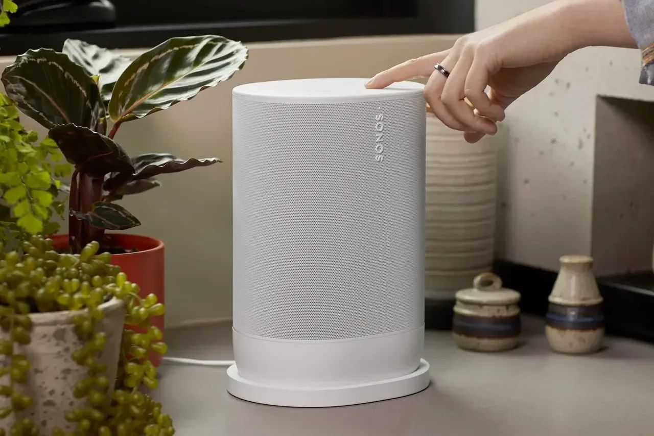 Post image Sonos Move 2: Premium Portable Speaker Redefines Mobile Audio